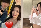 Fangirl chụp ảnh cùng Faker nhưng chiếm spotlight vì lý do đặc biệt, soi trang cá nhân càng thêm ngỡ ngàng