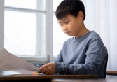 Cả nhà đi nhẹ nói khẽ, tức lộn ruột vẫn phải 'nhịn như nhịn cơm sống' khi có quý tử thi vào lớp 10