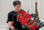 Văn Toàn úp mở chuyện thành đôi với cô nàng váy đỏ bị ông Park Hang-seo vào dìm không thương tiếc