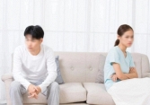 Chồng dự định chi cả trăm triệu cho mấy ngày nghỉ lễ mà tôi lo đến mất ngủ