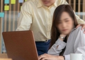 Thương bà nội vất vả chăm sóc cháu nên mỗi tháng tôi biếu 5 triệu, nào ngờ chồng trách một câu khiến tôi chưng hửng