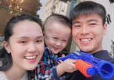 Fan thích Duy Mạnh 4 năm, kiên trì muốn gặp mặt nhưng anh từ chối vì bận trông con, thái độ Quỳnh Anh ra sao?
