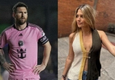 Messi rơi vào cảnh trớ trêu khi nữ phóng viên xinh đẹp bất ngờ bật khóc giữa lúc phỏng vấn