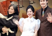 'Tình mới' Đình Tú: Bị phát hiện nắm tay nhau tại sự kiện, cố gắng giấu chuyện hẹn hò nhưng không đáng kể