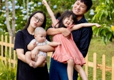 Sao phim Lý Hải lấy vợ kém 16 tuổi: Bà xã sinh con khi mới 19, ái nữ đầu lòng càng lớn càng xinh