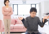 Tôi chỉ nói một câu khuyên bảo nhẹ nhàng, con trai nhịn ăn 4 ngày liền nhưng lời xin lỗi muộn màng của tôi đã cứu mạng con