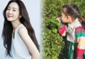 Choi Ji Woo tiết lộ khó khăn khi có con ở tuổi U50: Luôn phải cố gắng hòa nhập với ông bố, bà mẹ tuổi 9x