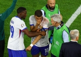 Mbappe bị vỡ mũi, khi nào có thể thi đấu trở lại ở Euro?