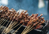 5 thói quen ăn uống hàng ngày có thể đang “nuôi dưỡng” tế bào ung thư