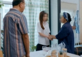 Mẹ chồng khoe lương hưu 8 triệu nhưng nhìn mâm cơm trên bàn ăn trong một lần về nhà đột ngột, vợ chồng tôi khựng cả người