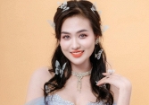 Hoa hậu Vũ Thị Hoa khoe nhan sắc sau gần 1 tháng đăng quang