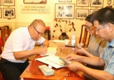 Ông Park Hang-seo tức tốc từ Hàn Quốc sang Việt Nam ủng hộ vùng lũ, không cần 'check VAR' sao kê vì lý do này