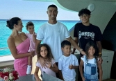 Ronaldo đăng ký học cho con tại trường danh tiếng gần siêu biệt thự, bị từ chối vì lý do không ngờ 