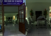Bức ảnh chụp trong bệnh viện khiến ai đi ngang cũng 'suýt ngất', chỉ bác sĩ trực đêm mới biết