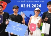 Khoảnh khắc ăn mừng đầy cảm xúc của những nhà vô địch FADO Fancy Pickleball trên bục vinh quang