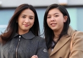 Cựu Á hậu Hồng Kông 57 tuổi vẫn trẻ đẹp như thiếu nữ nhờ 5 bí quyết “đóng băng tuổi tác” làm trước khi đi ngủ