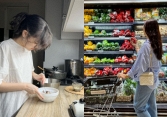 Nhà 3 người, mỗi tháng tiêu không hết 3 triệu