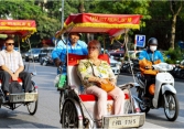 Du lịch Việt Nam 11 tháng đầu năm 2024 thu gần 760.000 tỷ đồng 