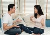 Biếu mẹ chồng 10 triệu tiêu Tết, bà đưa trả lại 30 triệu, biết nguồn gốc số tiền mà tôi tức ứa ruột gan
