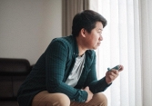  Đi làm về đột ngột, thấy bát mì tôm nở tung tóe trên bàn, tôi chuyển cho vợ 50 triệu ngay lập tức