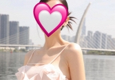 1 cú 'trượt tay' lộ ảnh con gái giấu kín 4 năm của nàng Hậu Việt: Con đã xinh còn được dạy dỗ khéo thế này!