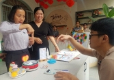 Cà phê Thương ngày Thứ Sáu - Hơn cả chữ Thương!...