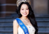 Đương kim Hoa hậu Biển đảo Việt Nam: Từ cô gái sợ đám đông đến chạm tay vương miện