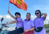 Đại gia đình Chi hội Nữ Trí thức tỉnh Khánh Hòa cùng chinh phục núi Cô Tiên