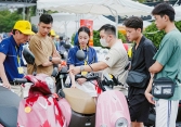 Bán xe máy xăng, đổi xe máy điện, người dùng chia sẻ: “Xe cũ được định giá tốt, thủ tục đổi xe nhanh chóng, thêm ưu đãi”