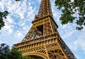 Pháp sẽ khắc tên 72 nữ học giả xuất chúng lên tháp Eiffel để tôn vinh phụ nữ trong khoa học