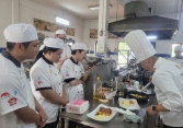 Chương trình 'cho đi là còn mãi' gieo kỹ năng, kiến tạo tương lai cho trẻ em khó khăn