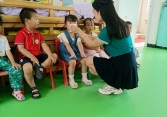 Bà mẹ Hà Nội 'tá hoả' vì lần đầu trong đời gặp cô giáo mầm non như này: Hội phụ huynh đọc xong xuýt xoa khen