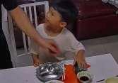 5 bức ảnh gia đình được chụp ngẫu nhiên khiến hàng ngàn người mơ ước: Gia đình bạn có từng như vậy?