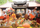 Hơn 100 nghệ nhân thực hiện mâm lễ dâng lên Đức Thánh Trần