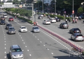 Nút giao thông qua Điện Biên Phủ - cầu vượt Nguyễn Hữu Cảnh càng thêm căng thẳng sau khi chặn rẽ trái