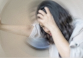 Rối loạn tiền đình tăng vọt ở người trẻ, bác sĩ chỉ ra nguyên nhân không ngờ