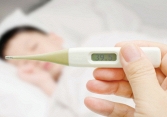 Cần làm gì khi con sốt?