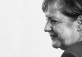 Nữ thủ tướng Angela Merkel, sức mạnh từ sự bị coi thường