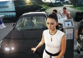 Nữ nhân viên “sales ô tô” & chuyện chưa kể
