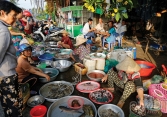 Chợ quê mùa nước nổi