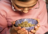 Lặng im nghe trà thở