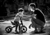 Con cái, người thày kiên trì nhất