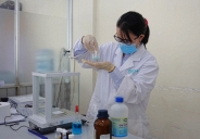 TS. Nguyễn Hồ Thùy Linh: Nhà khoa học trẻ theo đuổi giấc mơ tìm ra vật liệu ứng dụng trong dược học và y sinh