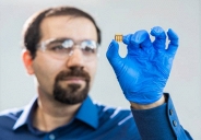 Đột phá công nghệ pin mặt trời sử dụng ánh sáng trong nhà