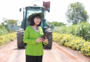 Doanh nhân Huỳnh Bích Ngọc hành trình và dấu ấn từ nông nghiệp bền vững đến bất động sản
