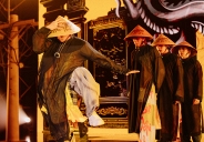 Nón lá, áo dài và hình ảnh rồng thời Lý xuất hiện tại sân khấu Tân binh toàn năng