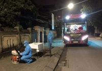 COVID-19: Nghệ An cách ly xe khách 24 người có ca F1; Quảng Ninh phạt 4 người 100 triệu đồng do vi phạm cách ly