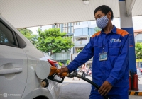 Giá xăng  tiếp tục tăng mạnh vào ngày mai?
