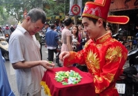 Những quan niệm độc đáo liên quan đến ngày Thần Tài mua vàng