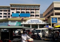 Dịch COVID-19: Thủ đô Campuchia đóng cửa chợ đầu mối - Chile tăng cường truy xét các biến thể mới